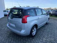 Usata Peugeot 5008 Active 115 CV (84 kW) 2015 Grigio Monovolume