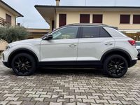 Usata VW T-Roc Sport 150 CV (110 kW) 2024 Ascot gray SUV