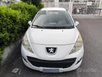 Usata Peugeot 207 68 CV (50 kW) 2011 Bianco Berlina