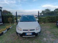 Usata Fiat Sedici 135 CV (99 kW) 2011 Bianco SUV