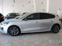 Usata Ford Focus ST 115 CV (84 kW) 2024 Grigio Berlina