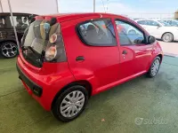 Usata Citroën C1 68 CV (50 kW) 2013 Rosso Utilitaria