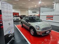 Usata Mini Cooper D 108 CV (79 kW) 2007 Marrone Utilitaria