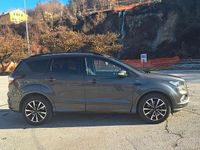Usata Ford Kuga ST-Line 150 CV (110 kW) 2018 Grigio SUV