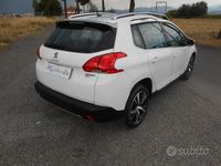 Usata Peugeot 2008 Allure 115 CV (84 kW) 2013 Bianco SUV