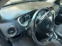 Usata Lancia Delta 120 CV (88 kW) 2011 Grigio Utilitaria