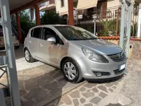 Usata Opel Corsa Edition 95 CV (69 kW) 2010 Grigio Utilitaria
