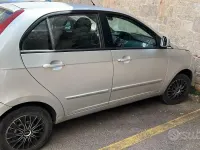 Usata Tata Indica 75 CV (55 kW) 2010 Grigio Berlina