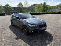 Usata BMW 118 Advantage 149 CV (109 kW) 2018 Grigio Utilitaria