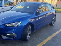 Usata Seat Leon FR 131 CV (96 kW) 2020 Blu/azzurro Berlina