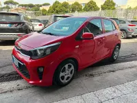 Usata Kia Picanto Active 65 CV (47 kW) 2019 Rosso Utilitaria