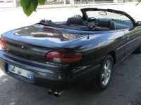 Usata Chrysler Stratus 163 CV (119 kW) 2000 Nero Cabrio