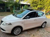Usata Lancia Ypsilon 80 CV (58 kW) 2014 Utilitaria