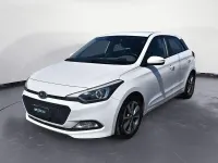 Usata Hyundai i20 Comfort 74 CV (54 kW) 2016 Bianco Berlina