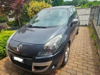 Usata Renault Scenic E-Tech Dynamique 131 CV (96 kW) 2010 Grigio Monovolume