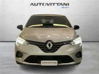Usata Renault Clio V Techno 91 CV (66 kW) 2023 Grigio Berlina