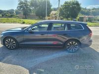 Usata Volvo V60 Plus 197 CV (144 kW) 2023 Blu/azzurro Station wagon