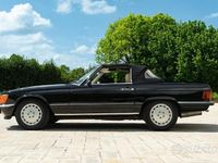 Usata Mercedes SL300 188 CV (138 kW) 1986 Nero Cabrio