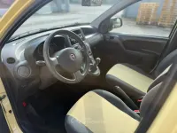 Usata Fiat Panda 80 CV (58 kW) 2012 Giallo Utilitaria