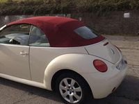 Usata VW New Beetle 102 CV (75 kW) 2006 Beige Utilitaria