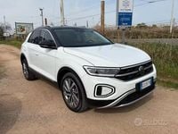 Usata VW T-Roc R-line 116 CV (85 kW) 2022 Bianco SUV