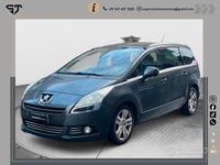 Usata Peugeot 5008 Allure 112 CV (82 kW) 2012 Grigio Monovolume