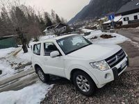Usata Mitsubishi Pajero Intense 200 CV (147 kW) 2011 Bianco SUV