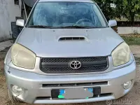 Usata Toyota RAV4 116 CV (85 kW) 2005 Grigio SUV