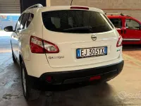 Usata Nissan Qashqai Tekna 110 CV (80 kW) 2011 Bianco SUV