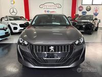 Usata Peugeot 208 Allure 101 CV (74 kW) 2023 Grigio Utilitaria