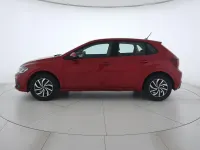 Usata VW Polo Life 80 CV (58 kW) 2023 Kings red metallizzato Utilitaria