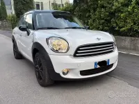 Usata Mini Countryman 111 CV (81 kW) 2012 Bianco SUV