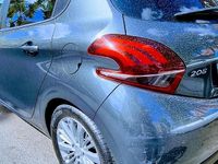 Usata Peugeot 208 Allure 82 CV (60 kW) 2017 Grigio Utilitaria