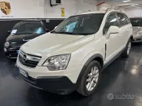 Usata Opel Antara Cosmo 150 CV (110 kW) 2010 Bianco SUV