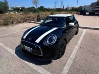 Usata Mini Cooper SE 75 kW (102 CV) 2023 Nero Utilitaria