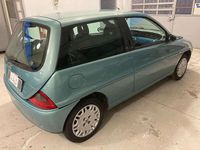 Usata Lancia Ypsilon 60 CV (44 kW) 2000 Azzurro/verde metallizzato Utilitaria