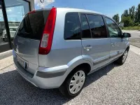 Usata Ford Fusion 80 CV (58 kW) 2008 Blu Utilitaria