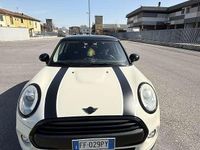 Begagnad Mini ONE 102 HK (75 kW) 2016 Halvkombi