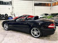 Usata Mercedes SL350 Premium 315 CV (231 kW) 2010 Nero Cabrio