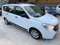 Usata Dacia Lodgy Comfort 90 CV (66 kW) 2018 Bianco Monovolume