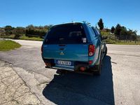 Usata Mitsubishi L 136 CV (100 kW) 2008 Blu SUV