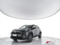 Usata Toyota Yaris 92 CV (67 kW) 2023 Grigio Utilitaria