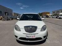 Usata Lancia Ypsilon 60 CV (44 kW) 2009 Marrone Utilitaria