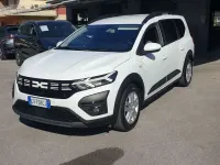 Usata Dacia Jogger Expression 101 CV (74 kW) 2024 Bianco Monovolume