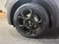 Usado Alfa Romeo Stelvio Business 190 CV (139 kW) 2023 Gris SUV