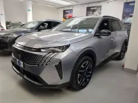 Usata Peugeot 5008 Allure 136 CV (100 kW) 2025 Grigio artense SUV