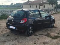 Usata Renault Clio II 75 CV (55 kW) 2011 Nero Utilitaria