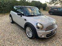 Usata Mini Cooper D 111 CV (81 kW) 2011 Argento Utilitaria
