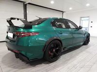 Usata Alfa Romeo Giulia 540 CV (397 kW) 2021 Verde montreal Berlina