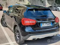 Usata Mercedes GLA180 109 CV (80 kW) 2018 Nero SUV